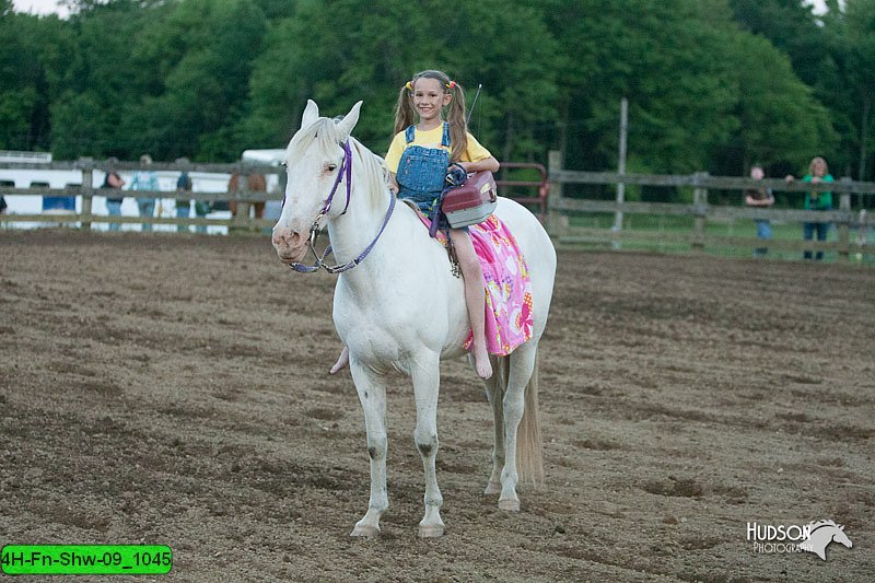 4H-Fn-Shw-09_1045.jpg