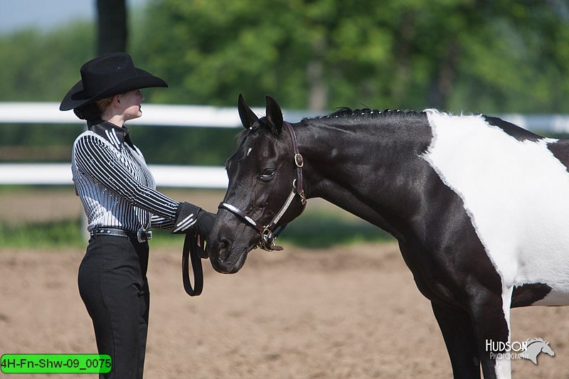 4H-Fn-Shw-09_0075.jpg